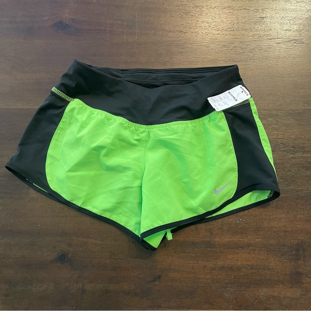NWT Nike XS athletic shorts green and black
